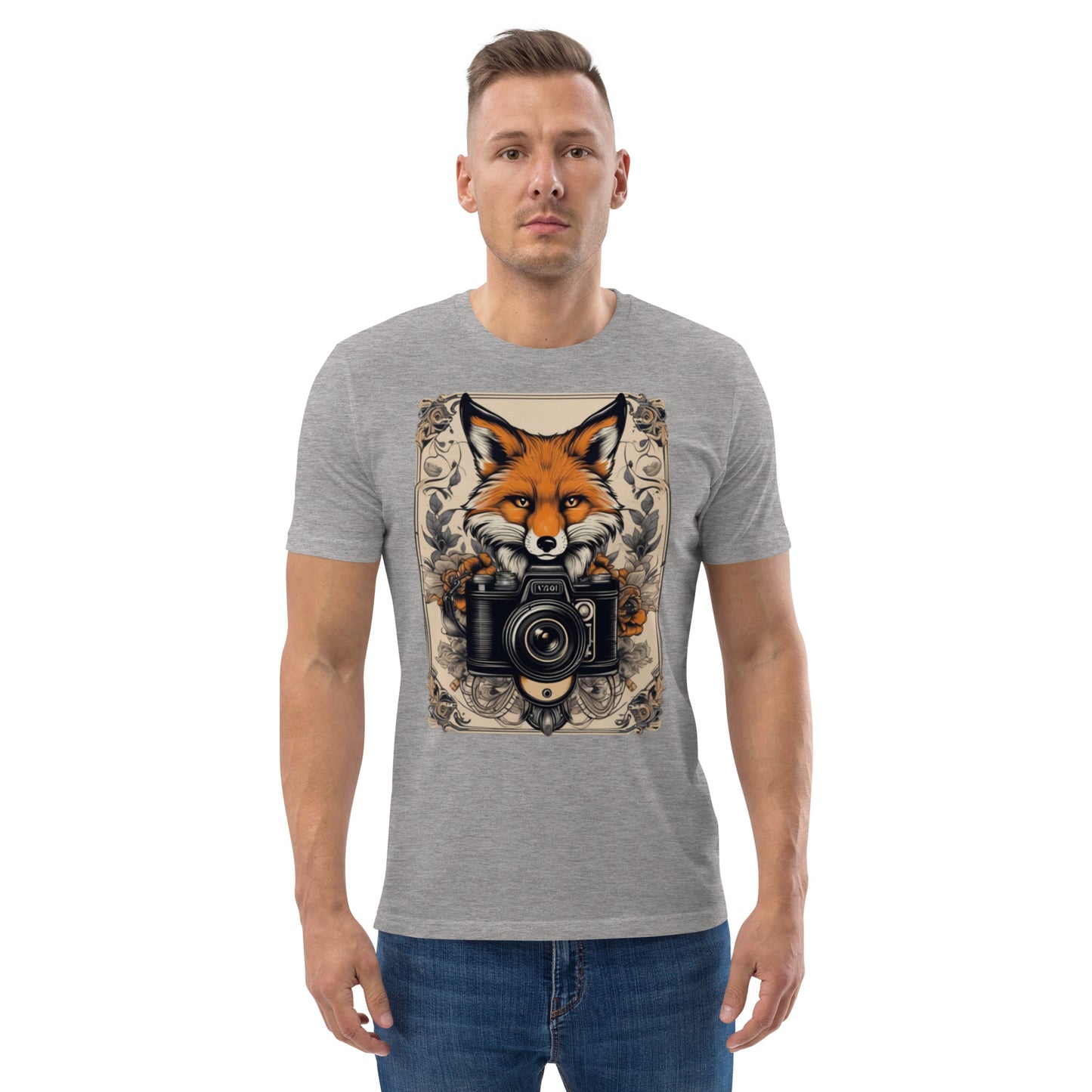 Red Fox on camera design - Unisex fitted cotton T-Shirt